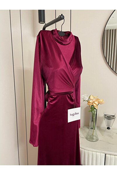 Angelinaa Basma's dress