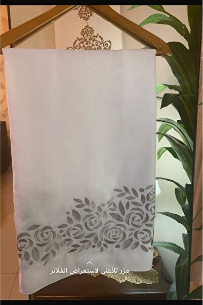 Veil Designer White voile veil with Japanese fabric and gray embroidery. Size: 60 * 190