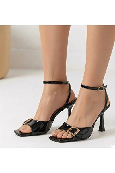 İZCE MODA Women's Heeled Sandals Black Patent Leather Ankle Strap