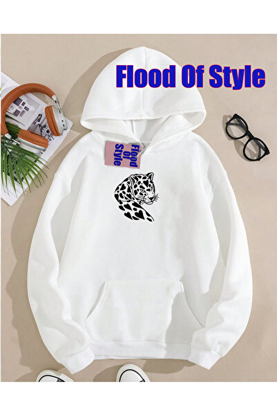 Flood Of Style سويت شيرت أبيض بياقة مطبوع بيسكيت من ألاين مينيماليست