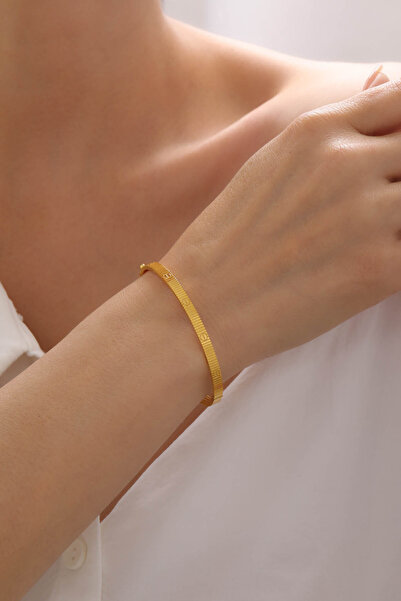 Kado Kuyumculuk Çivi Desenli Kelepçe 14 Ayar Altın - Love