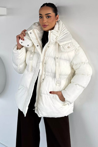 ZehraGül Krem Kadın Kapüşonlu Fermuarlı Ve Çıtçıtlı Şişme Mont