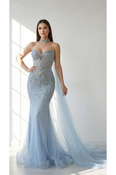 Hanımefendi Giyim Yüksek Yaka Detaylı, Parıltılı Taşlarla İşlenmiş Balık Kesi...