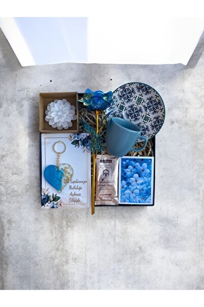 MARMORİ MAVİ ÇİNİ FİNCANLI KİŞİYE ÖZEL FOTOGRAFLI SONSUZLUK GÜL MAVİ EPOKSİ ANAHTARLIK HEDİYE SETİ