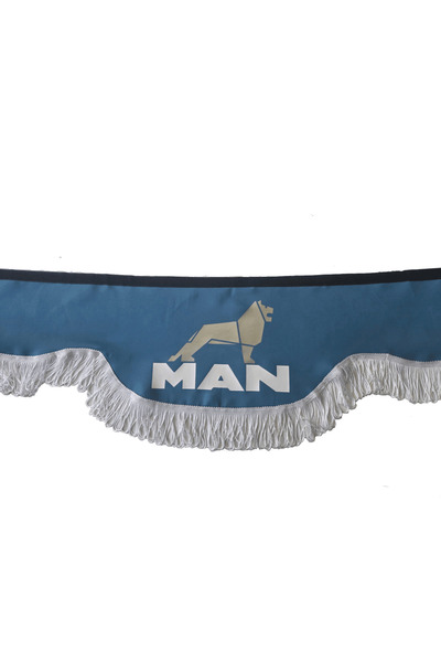 Man perdea albastră de parasolar