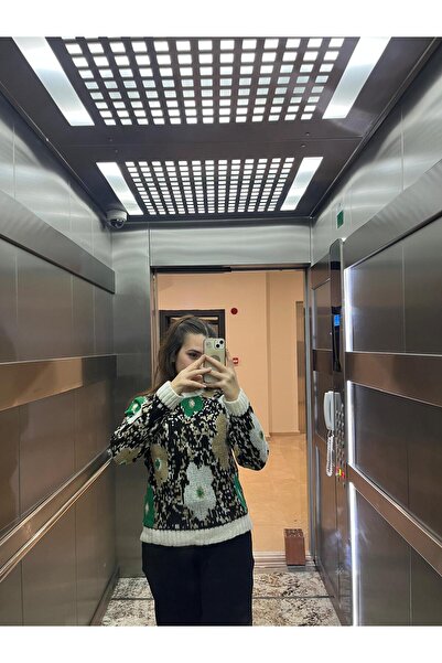 youknitwear you Daisy Crew Neck Knit Sweater