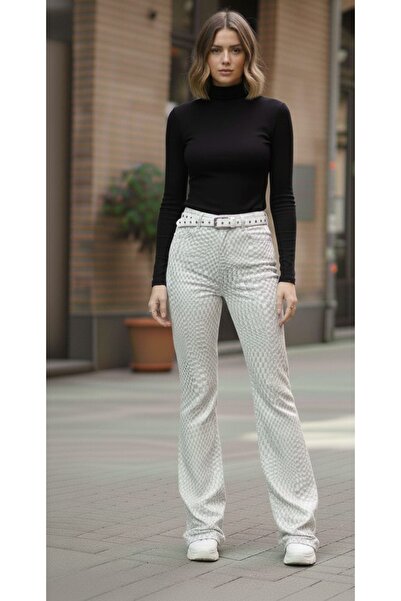 modaselda desenli paçası püskül detaylı kemerli kot pantolon