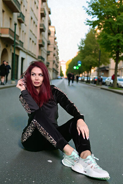 Buticul Marei Leopard Tracksuit for Women 2026