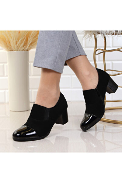 Martina Square Heel Shoes