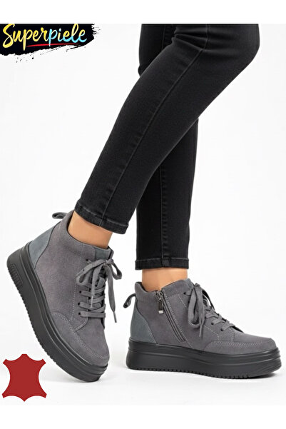 ANGEL BLUE Women's short leather boots, linite, with a thick sole