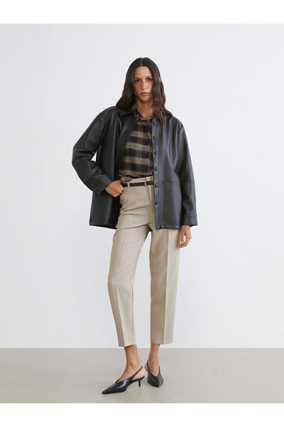 LC Waikiki Γυναικείο πλισέ παντελόνι LCW VisionBeige με ζώνη στη μέση, στενή ...