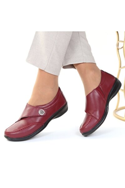 Zeni comfortable burgundy shoes