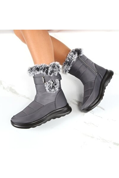 SarEn Gray Fur-Lined Boots
