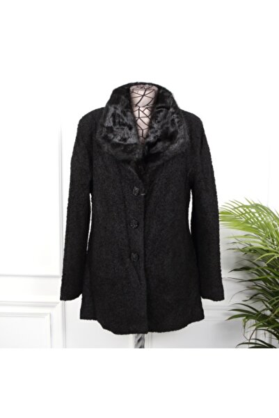 Nezi Black Fabric Coat