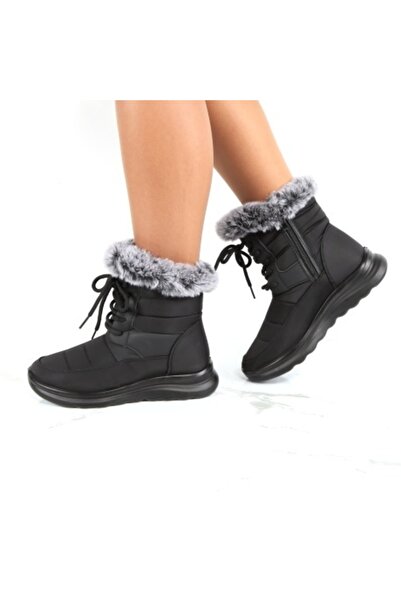 vione Black Fur-Lined Boots