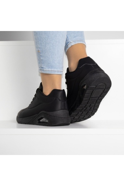 Nico lightweight black sneakers