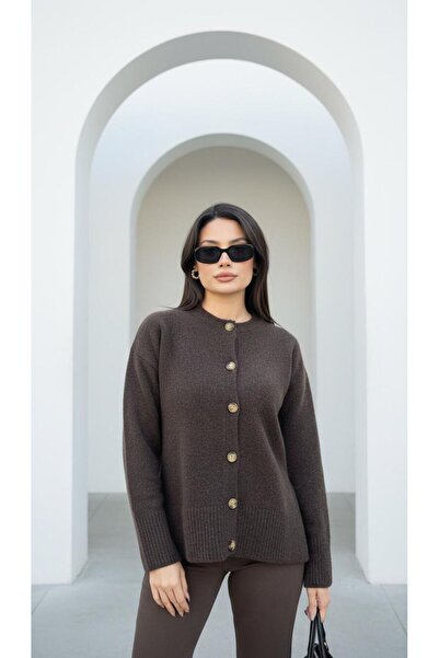 Curly Кафяво кардиганче с копчета и цепки