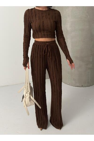 aytenli O-Neck Cropped Top with Elastic Tie-Up Pants with Pockets and Tassels Set