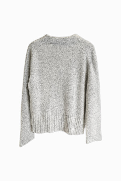 BARRELS AND OIL Women's Double Pocket Buttoned Knit Cardigan - Gray