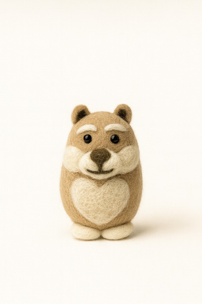 iğne izi Ръчно изработена филцова брошка за коса с украса в формата на корона...