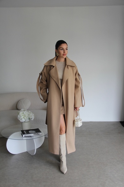 Julidress معطف طويل فاخر مبطن بحزام بيج وتفاصيل على الأكمام قصة فضفاضة (BOL)