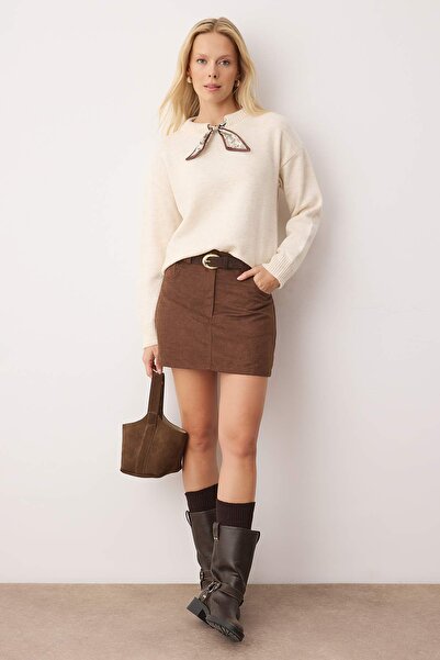 Trendyol Collection Ecru Shawl and Buckle Detailed Soft Textured Knitwear Sweater Twoaw26Kz00291