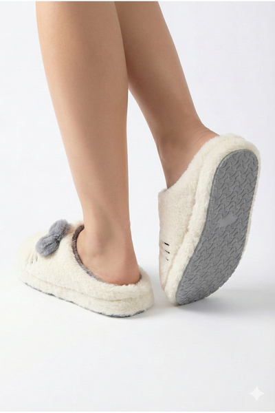 StWenn Hello Figured Ribbon Detailed Fluffy Animal Figured Non-Slip Sole Slippers Women's Home Slippers