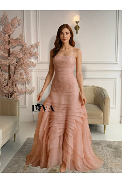Liva Pink pleated chiffon evening dress
