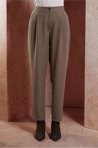 Alvina PANTALONI CAPSUNI CU DUNGIURI 70782