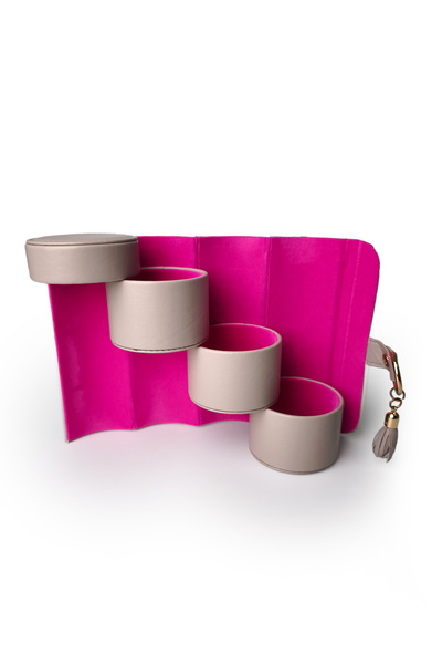 Ecrou Silindir Formda 3 Bölmeli Mücevher, Takı Kutusu 18,5 x 9 cm