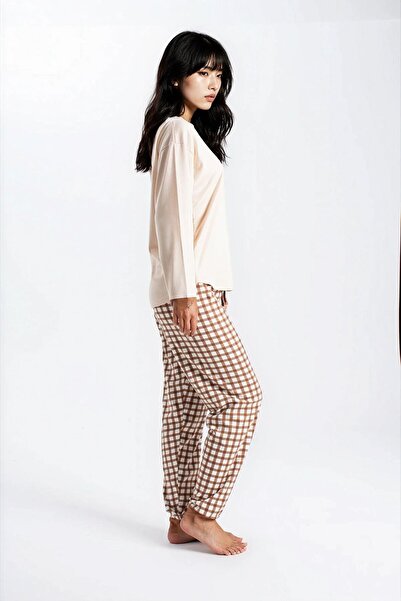 Ecrou Women's Ecru Study Cafe Looks Patched Pajama Set