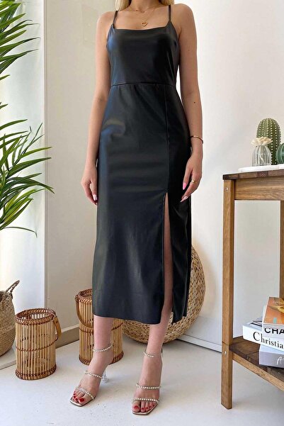 Mine Tan Butik فستان جلدي بتفاصيل شقوق وحزام من الحبال - أسود