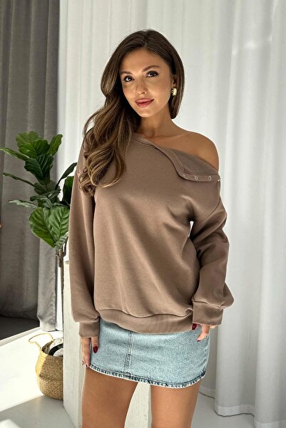 Mine Tan Butik سويت شيرت نسائي بتفاصيل منخفضة الكتف - بني