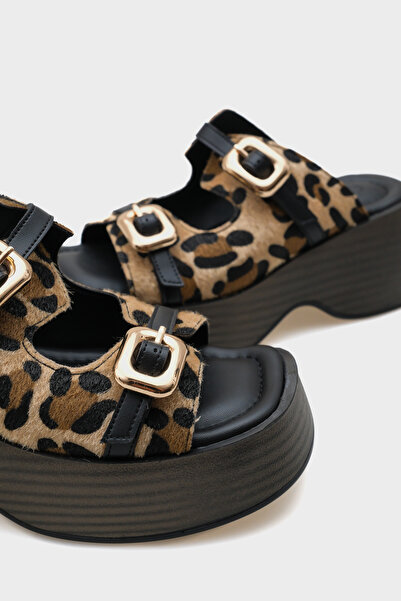 Capone Outfitters Masha Wedge Heeled Double Buckle Women's Slippers