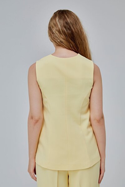 Bolivente Yellow Oversize Double Breasted Collar Lined Vest