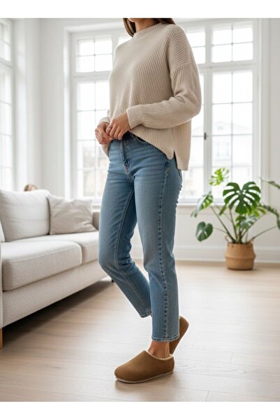 SBronze أحذية صغيرة من القطيفة باللون البني الداكن ونعال منزلية