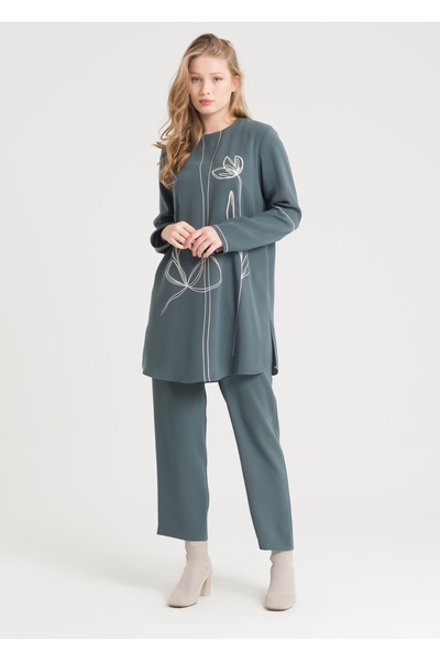 Armağan Σετ δύο τεμαχίων με μοτίβο λουλουδιών