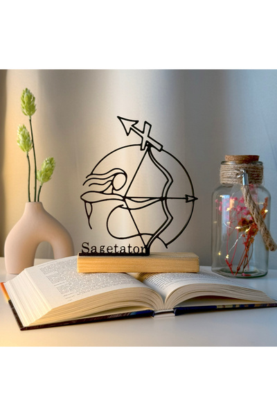 OEM Decoratiune zodiacala "SAGETATOR" cu baza din lemn natural, 17.5 cm, negr...