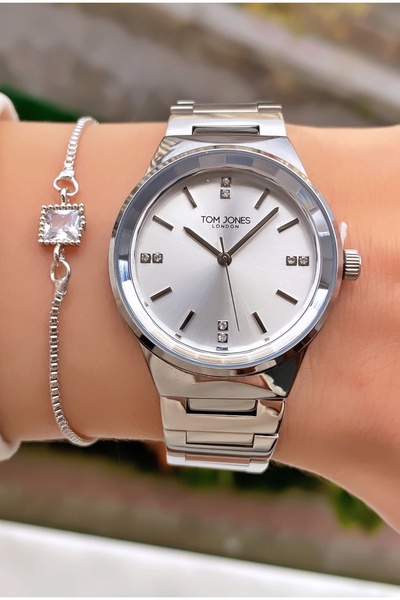 Tom Jones New Season Silver Colored Women's Wristwatch - Bracelet Gift