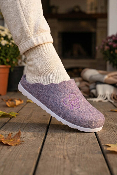 GEZER شبشب نسائي شتوي بتصميم قلب مطرز ونعل مريح للحديقة المنزلية