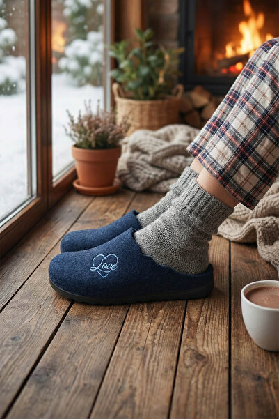 GEZER Women's Winter Embroidered Heart Design Comfortable Sole Home Garden Slippers