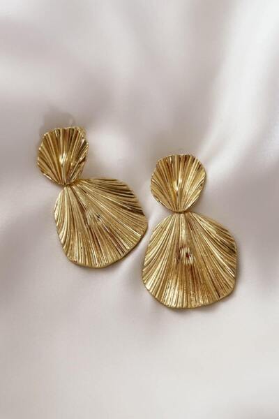 NADİDE AKSESUAR Midye/istiridye Formlu Gold Küpe 06-xpng-kp