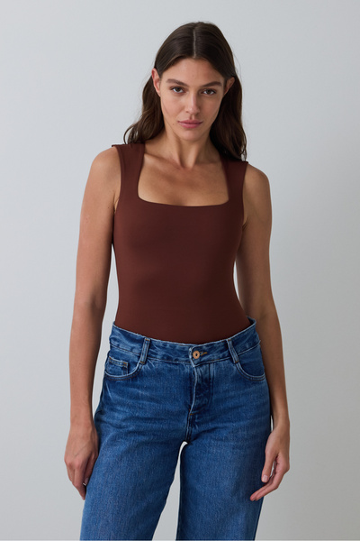 Penti Cappuccino Square Collar Thick Strap Slim Fit Body