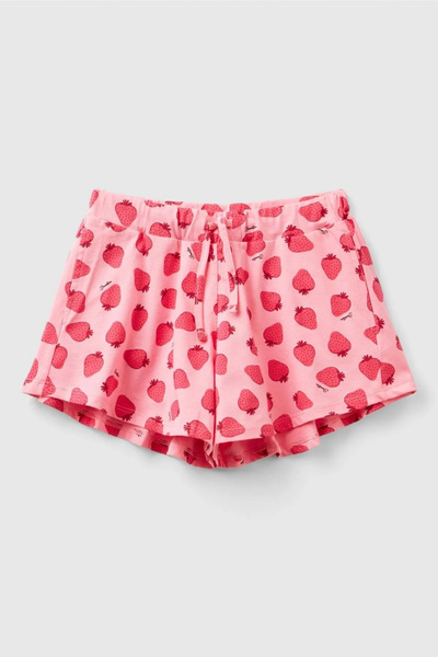 United Colors of Benetton Мини шорти с широк разкроен червено-розов крой за м...