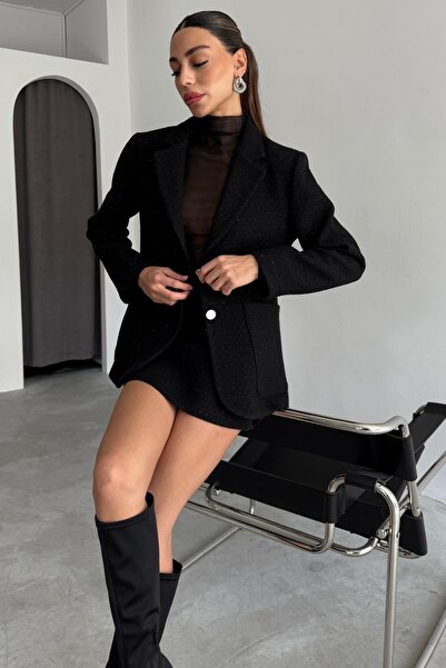 Suziş طقم تنورة وسترة من قماش التويد المزين بالترتر CR7037