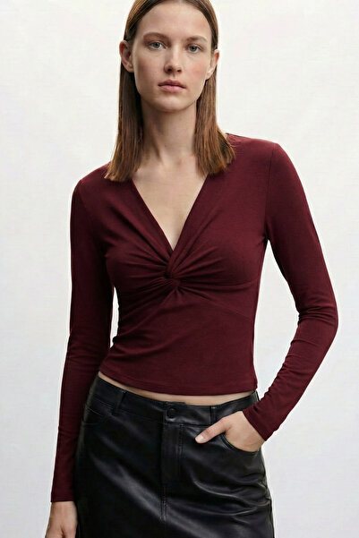 VODENS Μπλουζάκι με λαιμόκοψη σε σχήμα V με λεπτομέρεια μπορντό κότσι