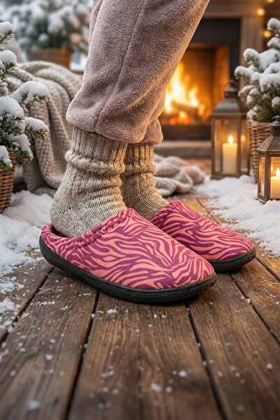 GEZER Women's Winter Pu Comfortable Sole Patterned Home Garden Gondola Slippers