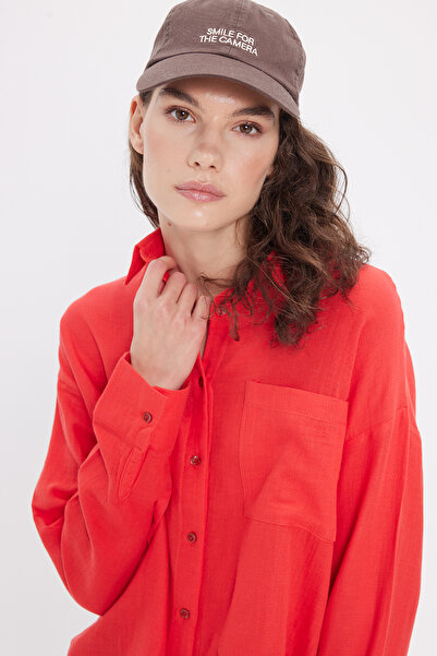 Tudors Women's Oversized wide cut 100% cotton muslin fabric long sleeve textured pomegranate color shirt with pockets