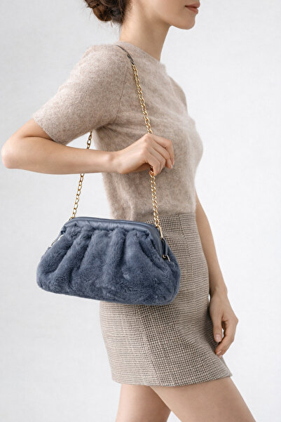 bahwar Plush Women's Shoulder Bag with Chain Strap