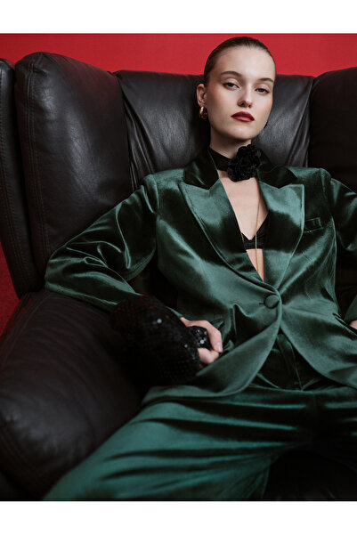 Koton Jachetă blazer din catifea cu mâneci lungi și buzunare cu nasturi